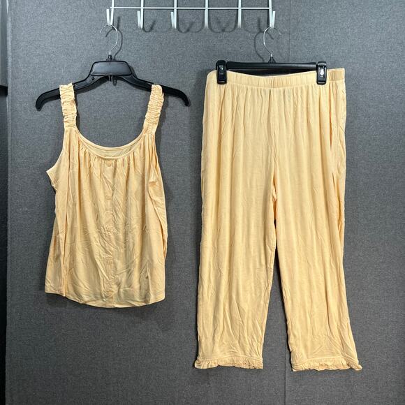 AnyBody Ruffle Tank and Cropped Pant Butter Yellow Medium - Picture 1 of 8